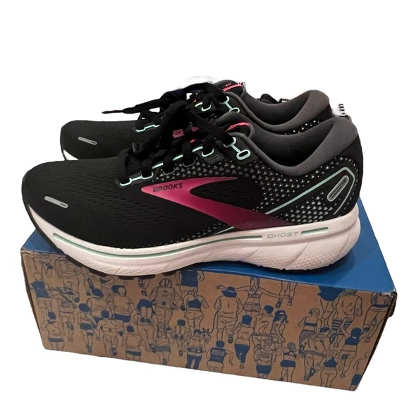 NIB Brooks Women’s Ghost 14 Black/Pink/Yucca Running Shoes in size 6 wide - Picture 2 of 7